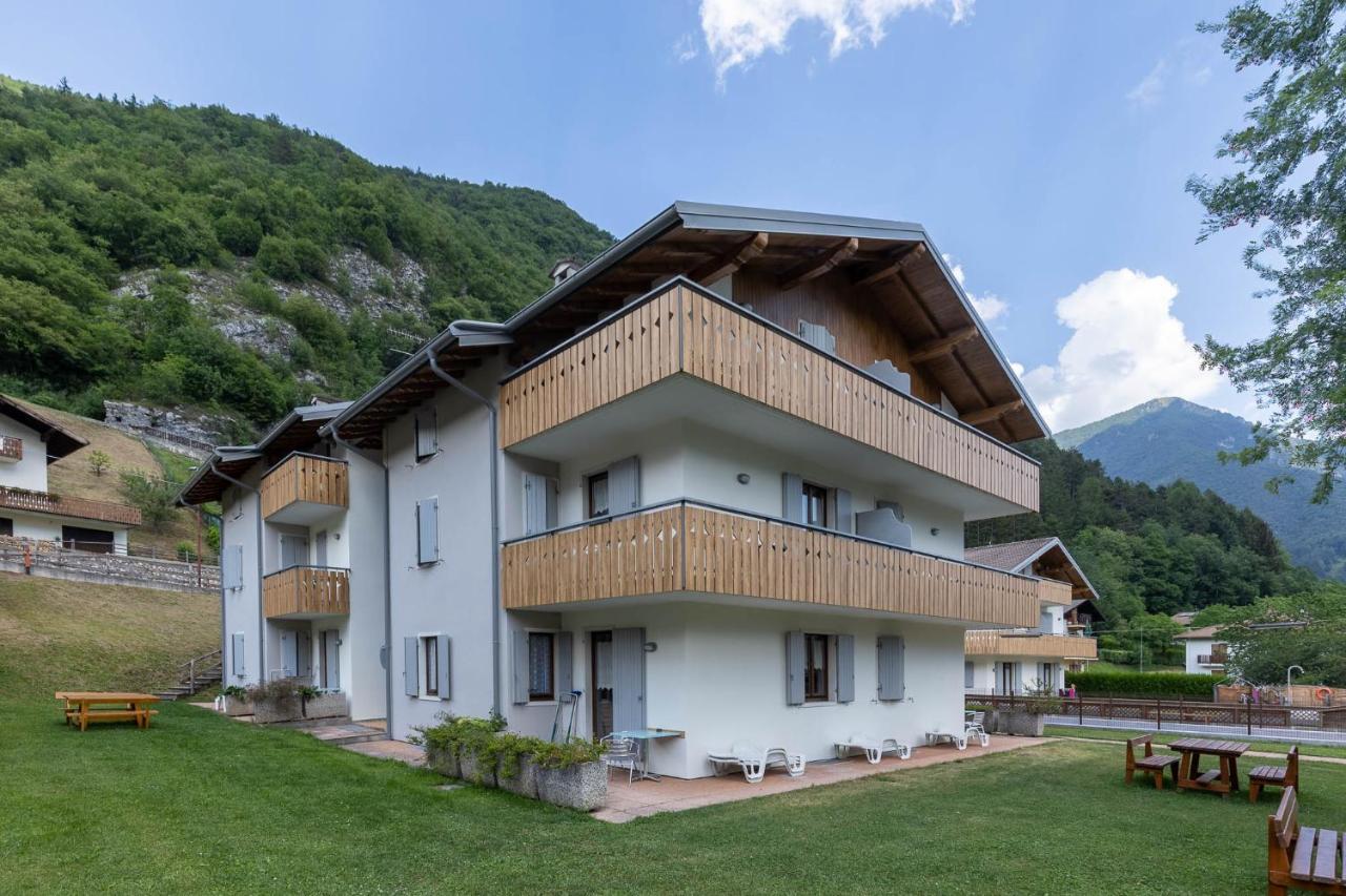 Residence Alessio Bezzecca Εξωτερικό φωτογραφία